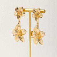 1 Piece Elegant Sweet Flower Petal Alloy Drop Earrings main image 1