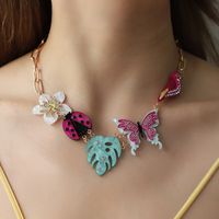 Vintage Style Flower Butterfly Bird Arylic Alloy Rhinestone Plating Women's Pendant Necklace main image 4
