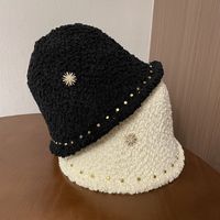 Women's Simple Style Solid Color Rivet Wide Eaves Bucket Hat main image 1