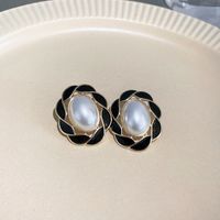 Retro Modern Style Round Flower Alloy Enamel Inlay Artificial Pearls Rhinestones Women's Ear Studs sku image 16