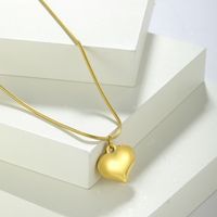 Stainless Steel Elegant Plating Heart Shape Solid Color Pendant Necklace main image 3