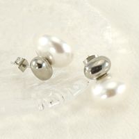 1 Piece Cute Queen Bridal Solid Color Plating Inlay 304 Stainless Steel Pearl 18K Gold Plated Ear Studs main image 5