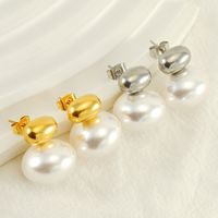 1 Piece Cute Queen Bridal Solid Color Plating Inlay 304 Stainless Steel Pearl 18K Gold Plated Ear Studs main image 3