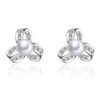 1 Pair Lady Leaf Pearl Copper Ear Studs main image 4