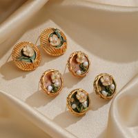 1 Pair Elegant Classical Vintage Style Flower Plating Hollow Out Inlay Freshwater Pearl Copper Pearl 18k Gold Plated Ear Studs main image 1