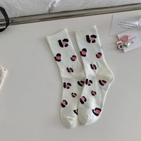 Frau Einfacher Stil Brief Herzform Baumwolle Crew Socken Ein Paar sku image 4