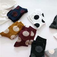 Femmes Style Simple Points Ronds Coton Crew Socks Une Paire main image 3