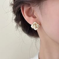 1 Pair Simple Style Flower Enamel Copper Ear Studs main image 2