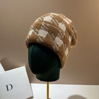 Mujeres Elegante Estilo Preppy Dulce Tartán Sin Alero Gorro De Lana sku image 4