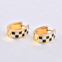 1 Pair Simple Style Checkered Enamel Plating Titanium Steel 18K Gold Plated Earrings main image 3