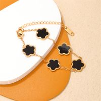IG Style Simple Style Flower 304 Stainless Steel Titanium Steel Gold Plated Shell Bracelets In Bulk main image 5