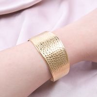 Retro Exaggerated Solid Color Stainless Steel Plating Bangle main image 4