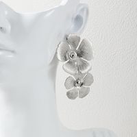 1 Piece Ig Style Nordic Style Exaggerated Flower Plating Alloy Drop Earrings main image 4