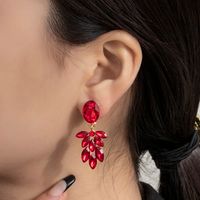 1 Paire Luxueux Feuilles Les Gouttelettes D'eau Placage Incruster Alliage Strass Verre Boucles D'oreilles main image 6