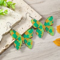 1 Pair Simple Style Shamrock Four Leaf Clover Painted Arylic Drop Earrings main image 7