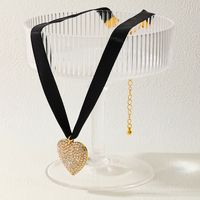 Ig-stil Süss Herzform Legierung Inlay Künstliche Strasssteine Künstliche Perlen Frau Halskette Mit Anhänger sku image 2