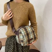 Women's Woolen Plaid Vacation Sewing Thread Oval Zipper Shoulder Bag sku image 3