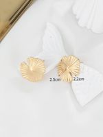 1 Pair Vintage Style Flower Plating 304 Stainless Steel 14K Gold Plated Ear Studs main image 2