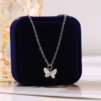 Hot-selling Butterfly Pendant Necklace Creative Retro Simple Alloy Clavicle Chain Wholesale Nihaojewelry sku image 2