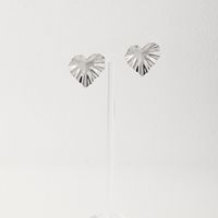 1 Piece Simple Style Heart Shape Water Ripples Alloy Ear Studs main image 7