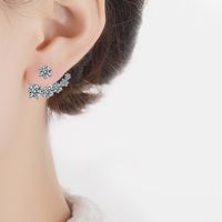 1 Pair Ig Style Shiny Round Asymmetrical Plating Inlay Copper Pearl Zircon Ear Studs main image 3