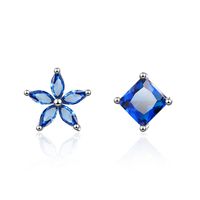 1 Paire Style Simple Fleur Asymétrique Incruster Le Cuivre Zircon Boucles D'Oreilles sku image 1