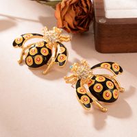 1 Piece Retro Simple Style Bee Plating Inlay Copper Rhinestones 18k Gold Plated Ear Studs main image 1
