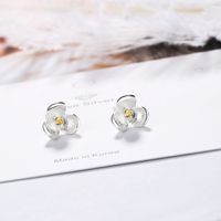 1 Pair Sweet Flower Plating Copper Silver Plated Ear Studs main image 3