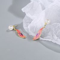 1 Paire Style Simple Style Classique Ailes Placage Incruster Le Cuivre Strass Perle Boucles D'oreilles main image 3