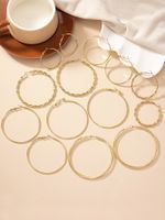 7 Pairs Exaggerated Simple Style Circle Iron Hoop Earrings main image 4
