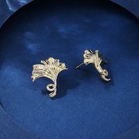 1 Pair Elegant Simple Style Ginkgo Leaf Plating Inlay Copper Zircon 18k Gold Plated Ear Studs main image 3