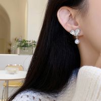 1 Pair Sweet Heart Shape Plating Inlay Alloy Artificial Pearls Rhinestones White Gold Plated Drop Earrings main image 7