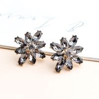 1 Pair Casual Elegant Flower Plating Inlay Alloy Crystal Rhinestones Gold Plated Ear Studs main image 2