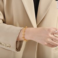 Rostfreier Stahl 18 Karat Vergoldet Einfacher Stil Pendeln Überzug Geometrisch Armbänder Halskette main image 2