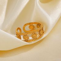 304 Stainless Steel 18K Gold Plated IG Style Plating Flower Rings main image 3