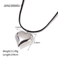 Simple Style Love Stainless Steel Plating 18k Gold Plated Necklace main image 2