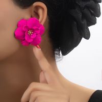 1 Pair Sweet Flower Plating Alloy Gold Plated Ear Studs main image 3