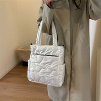 Women's Pearlescent Cotton Solid Color Vacation Sewing Thread Square Zipper Shoulder Bag main image 2