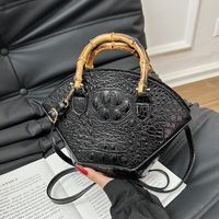 Women's Medium Pu Leather Solid Color Classic Style Shell Zipper Handbag sku image 7