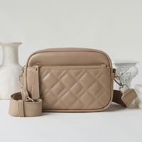 Women's Medium Pu Leather Solid Color Lingge Basic Classic Style Square Zipper Shoulder Bag Crossbody Bag Square Bag sku image 3