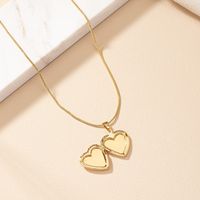 Retro Korean Style Heart Shape Alloy Plating Inlay Women's Pendant Necklace main image 4