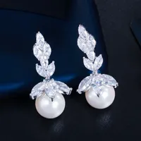 1 Pair Elegant Romantic Plant Pearl Plating Inlay Copper Artificial Pearls Zircon Rhodium Plated Silver Plated Drop Earrings main image 3