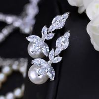 1 Pair Elegant Romantic Plant Pearl Plating Inlay Copper Artificial Pearls Zircon Rhodium Plated Silver Plated Drop Earrings main image 7