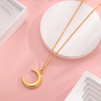 304 Stainless Steel 18K Gold Plated Casual Simple Style Plating Moon Pendant Necklace main image 3