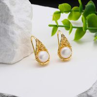 1 Pair Simple Style Commute Solid Color Plating Inlay Freshwater Pearl Copper Pearl 18k Gold Plated Drop Earrings main image 1