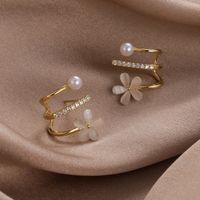 1 Piece Glam Lady Flower Copper Gold Plated Ear Cuffs main image 2