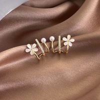 1 Piece Glam Lady Flower Copper Gold Plated Ear Cuffs main image 9