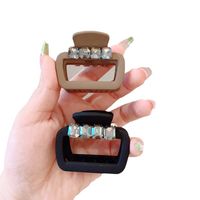 Simple Style Commute Color Block Plastic Resin Inlay Pearl Hair Claws main image 5