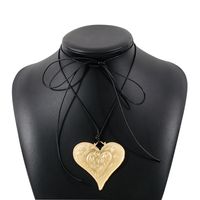 Übertrieben Moderner Stil Einfacher Stil Herzform Blume Legierung Großhandel Halskette Mit Anhänger sku image 5