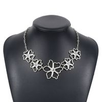 Modern Style Simple Style Flower Alloy Women's Necklace sku image 1